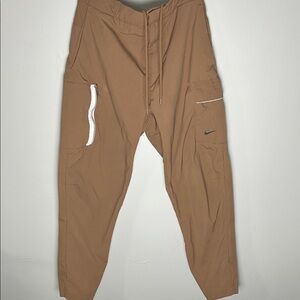 Nike Men's Tan Cargo Pants